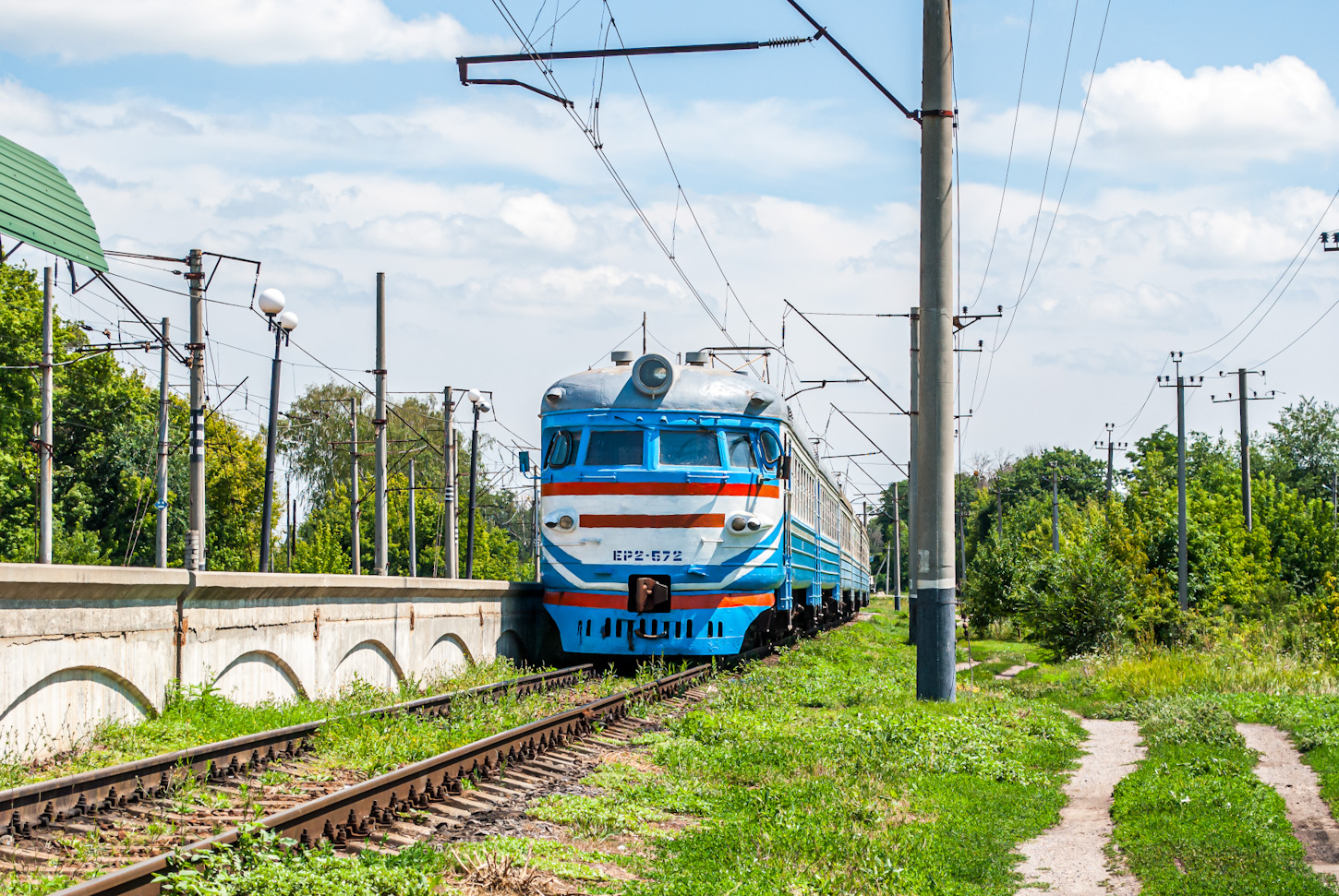 ЭР2-572