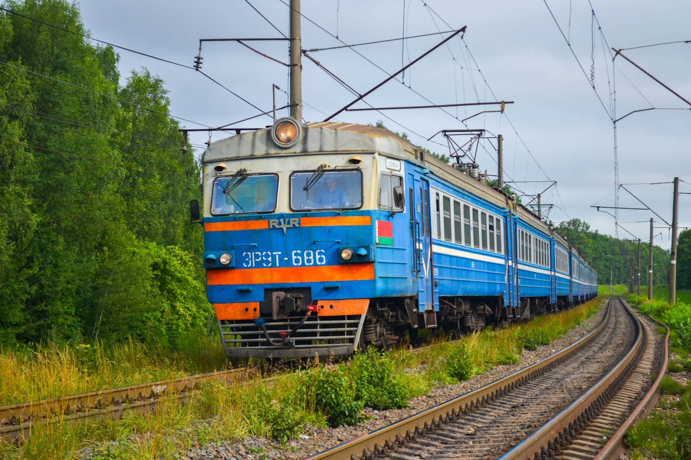 ЭР9Т-686
