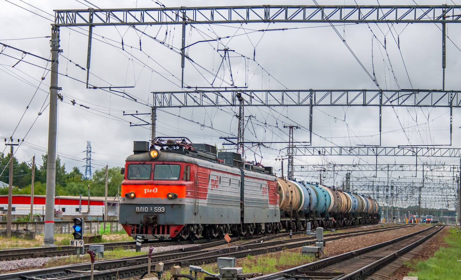 ВЛ10У-593