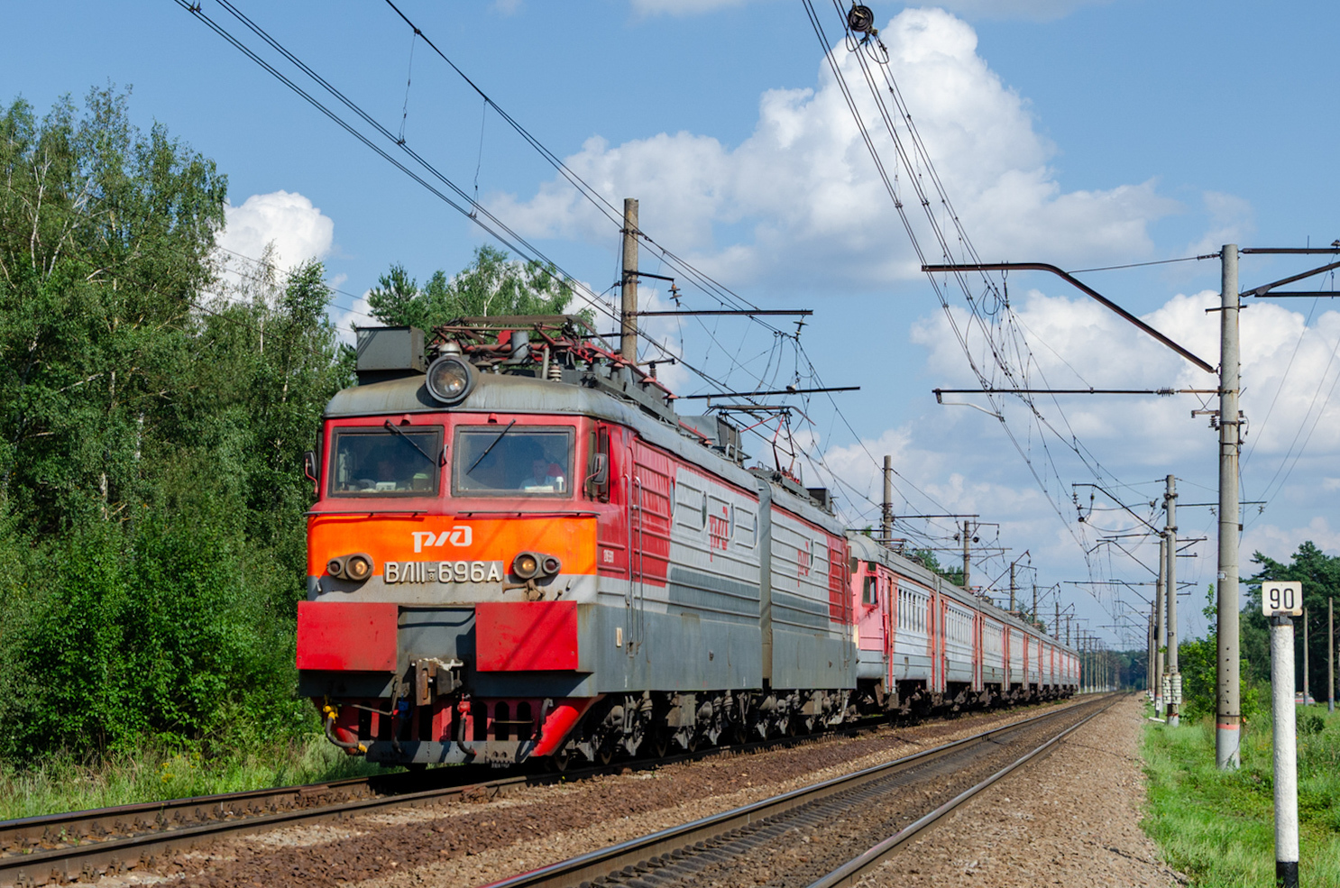 ВЛ11.8У-696