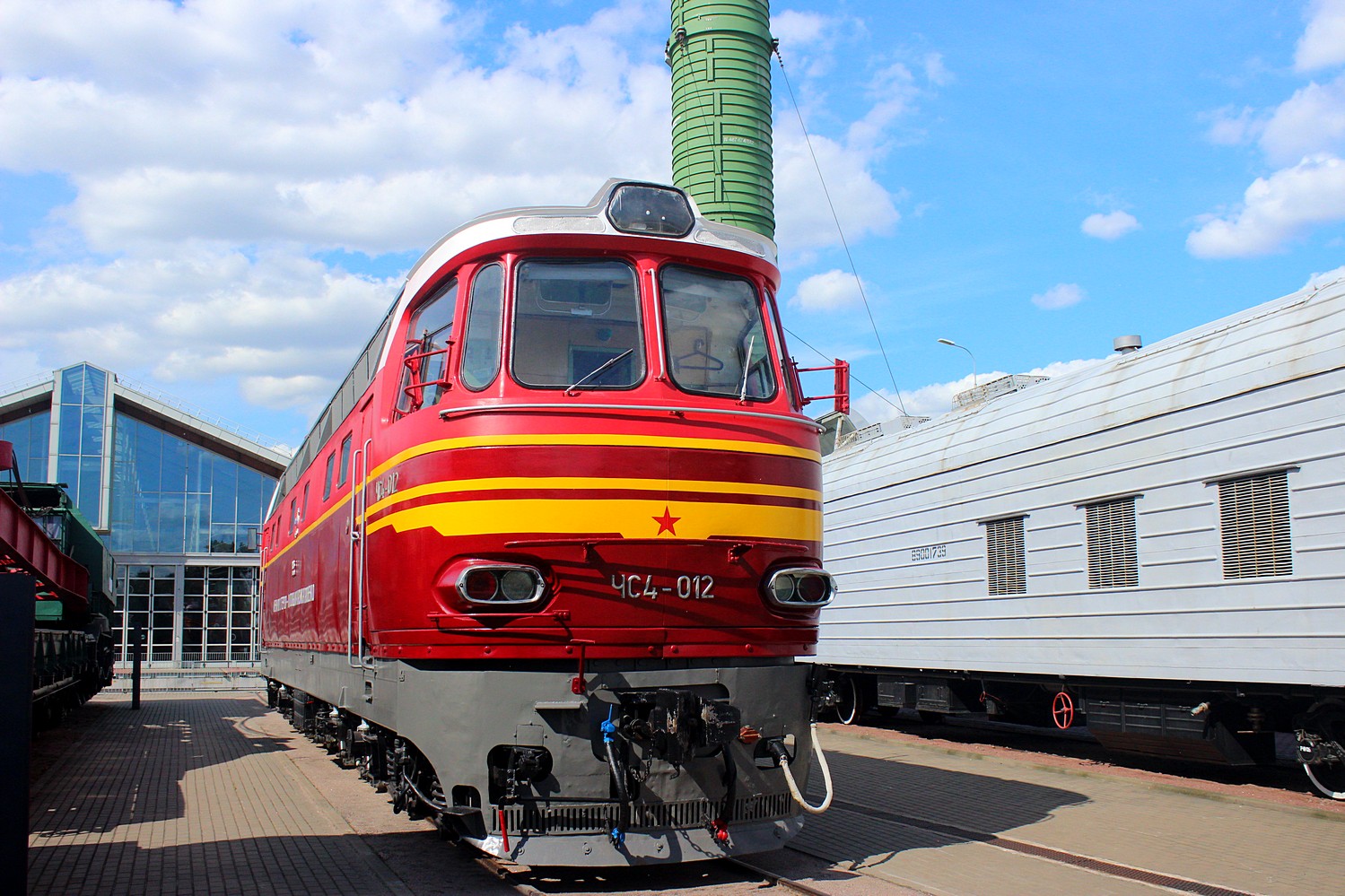 ЧС4-012