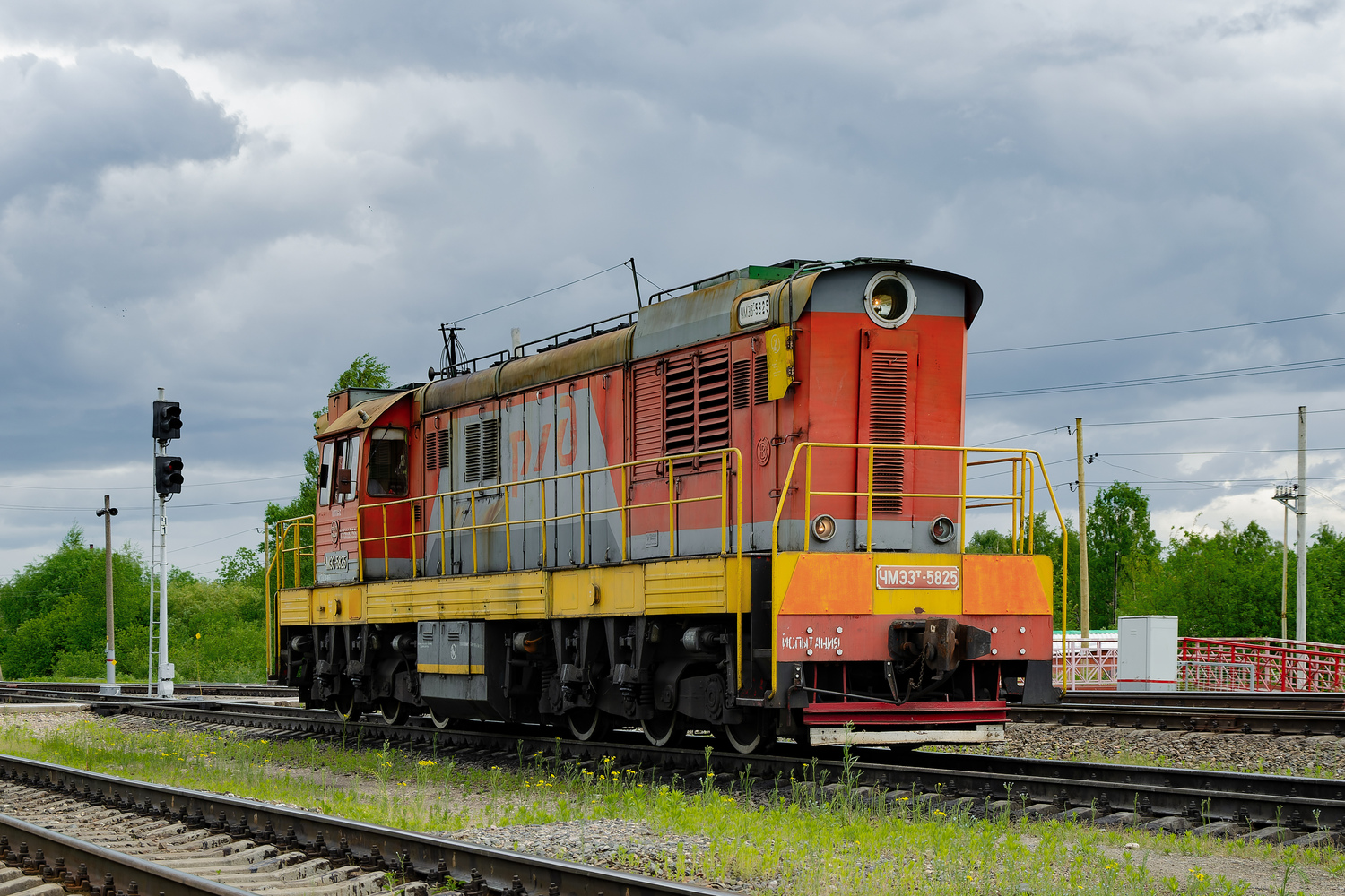 ЧМЭ3Т-5825