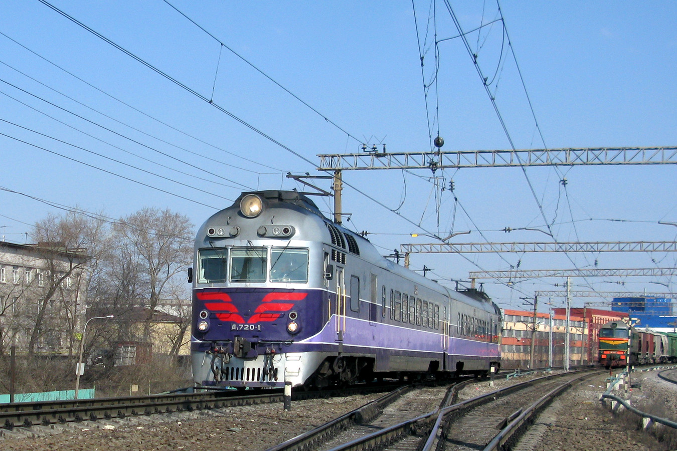 Д1М-720