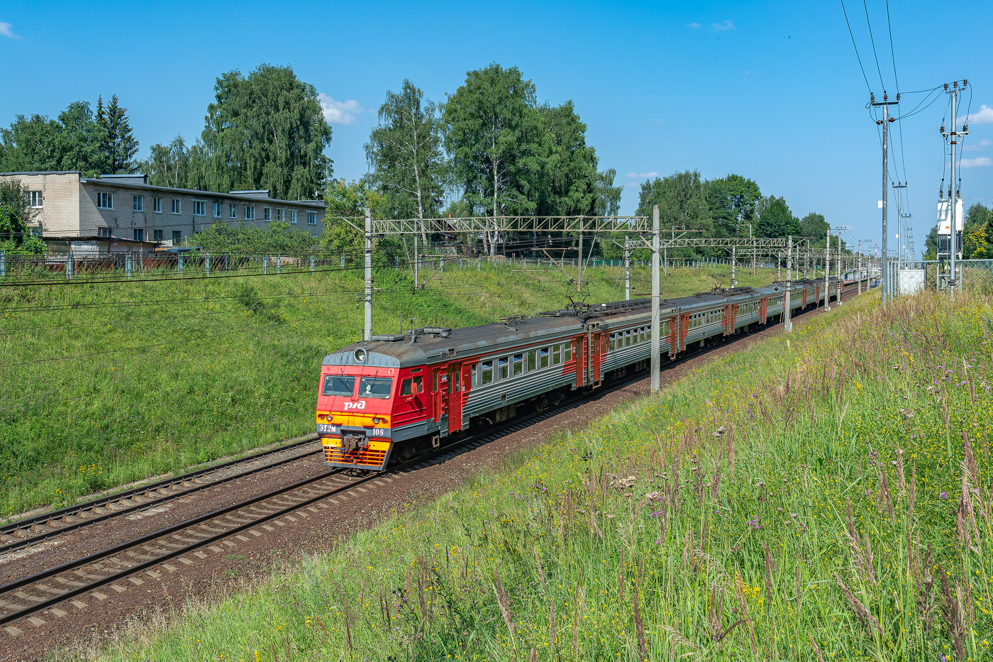 ЭТ2М-108