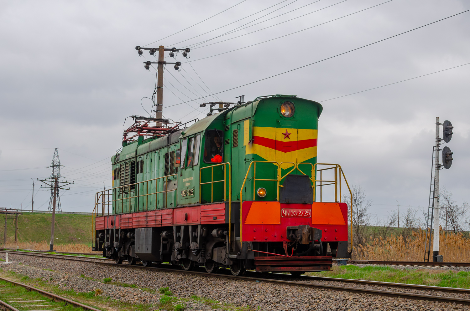 ЧМЭ3-2725