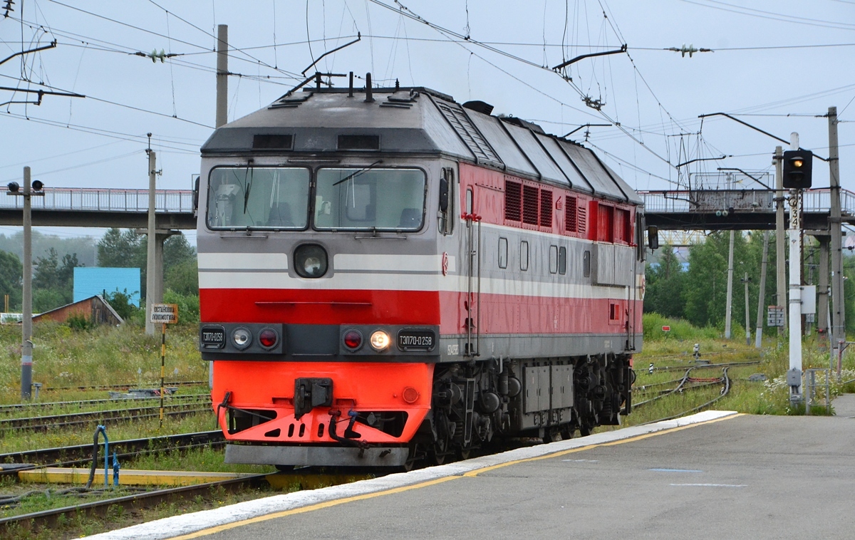 ТЭП70-0258
