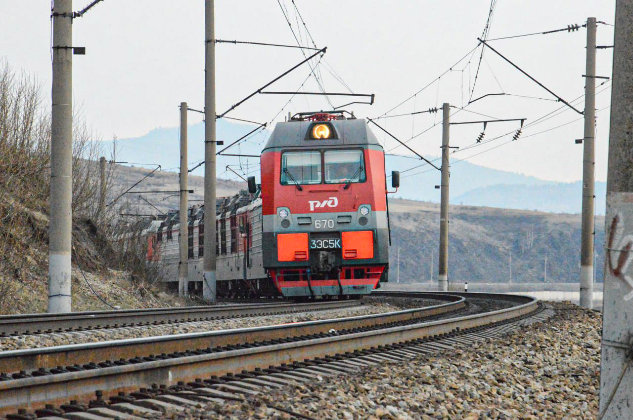 3ЭС5К-670