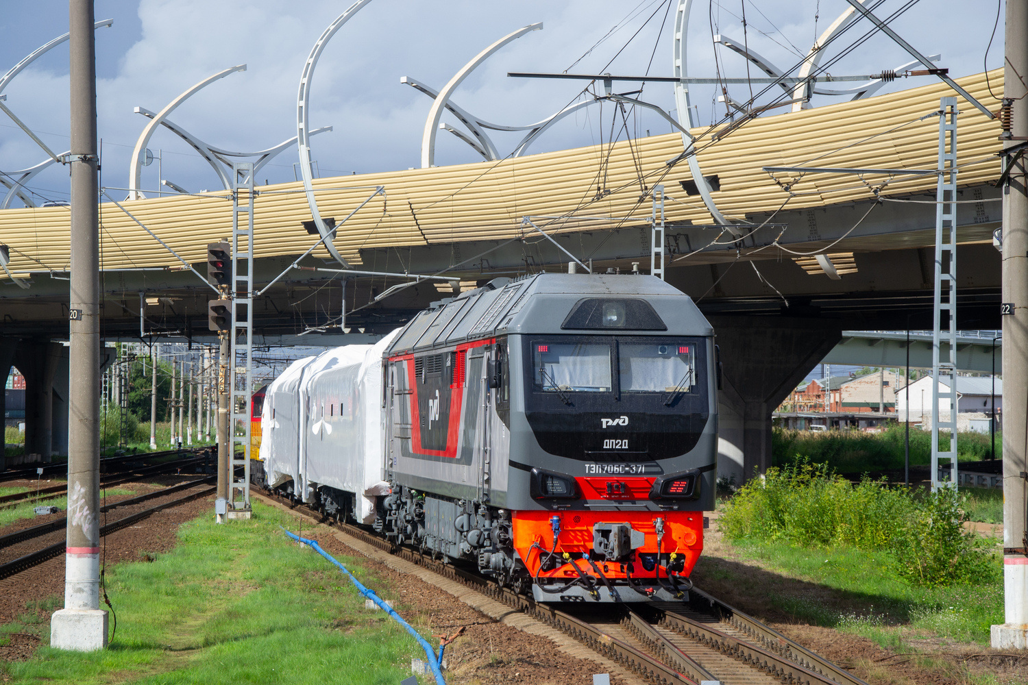 ТЭП70БС-371