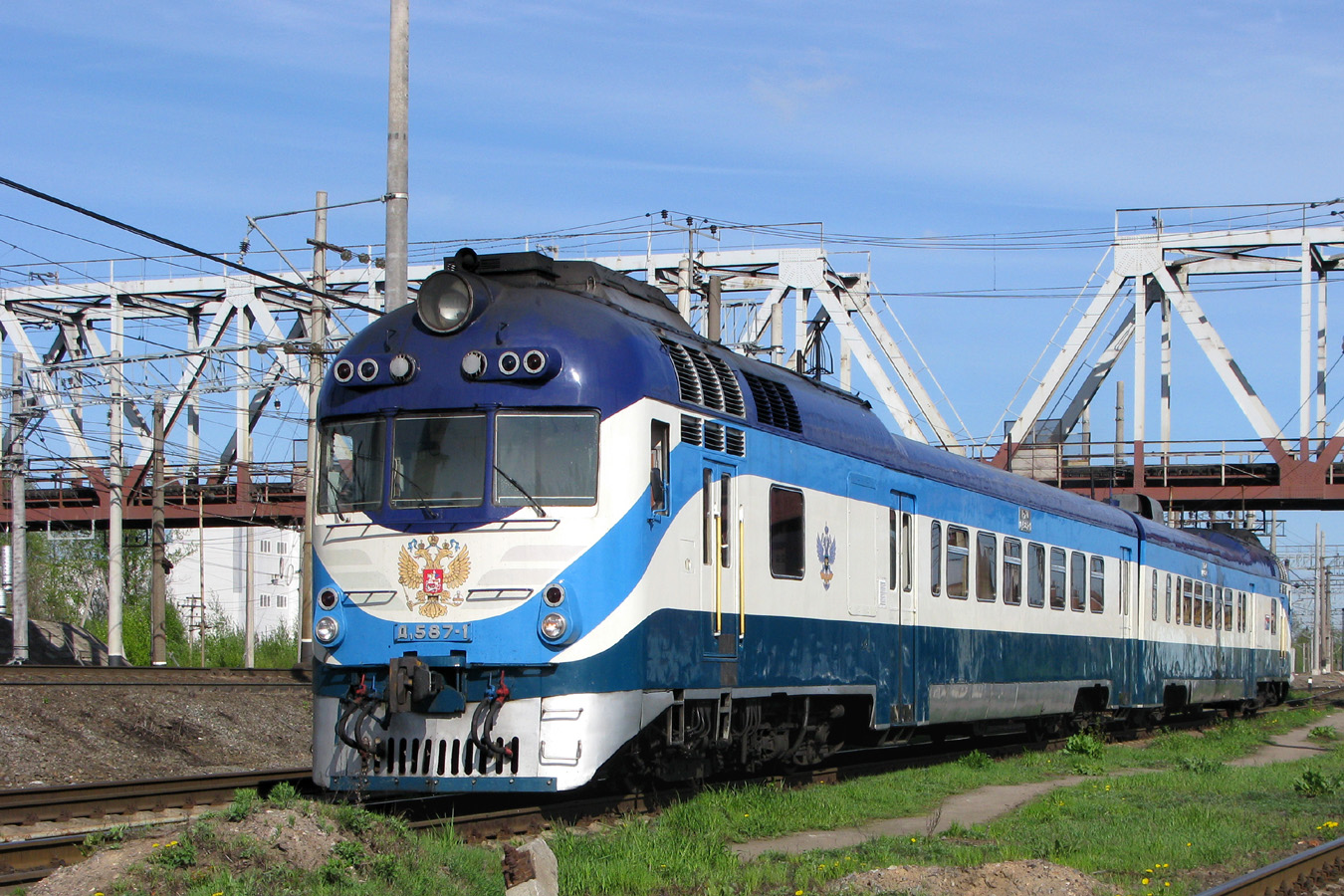 Д1-587