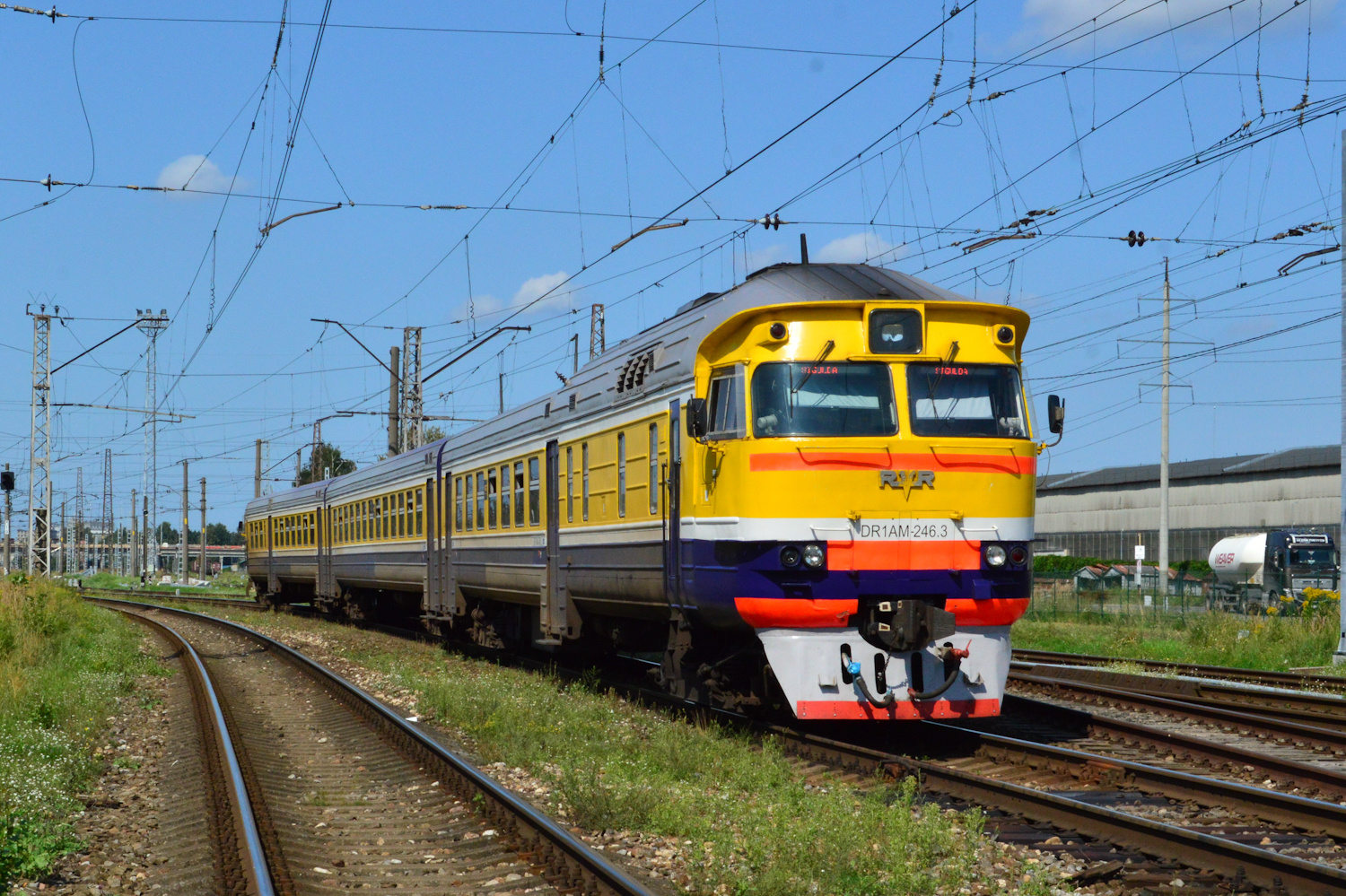DR1AM-2463