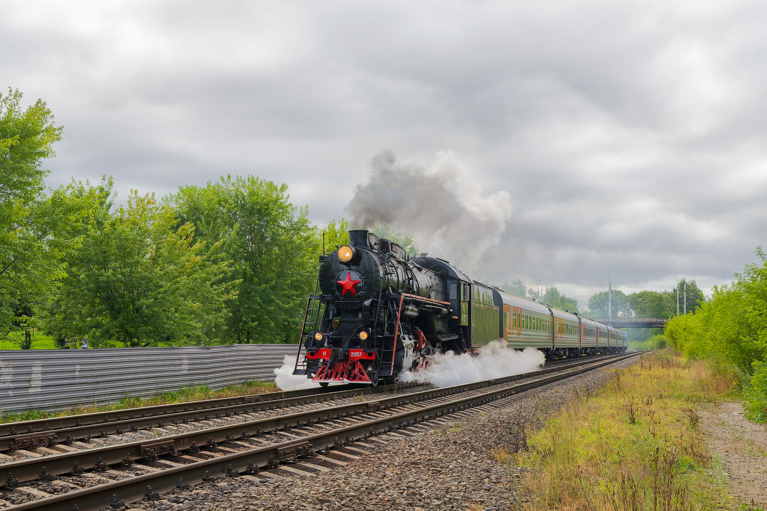Л-2057
