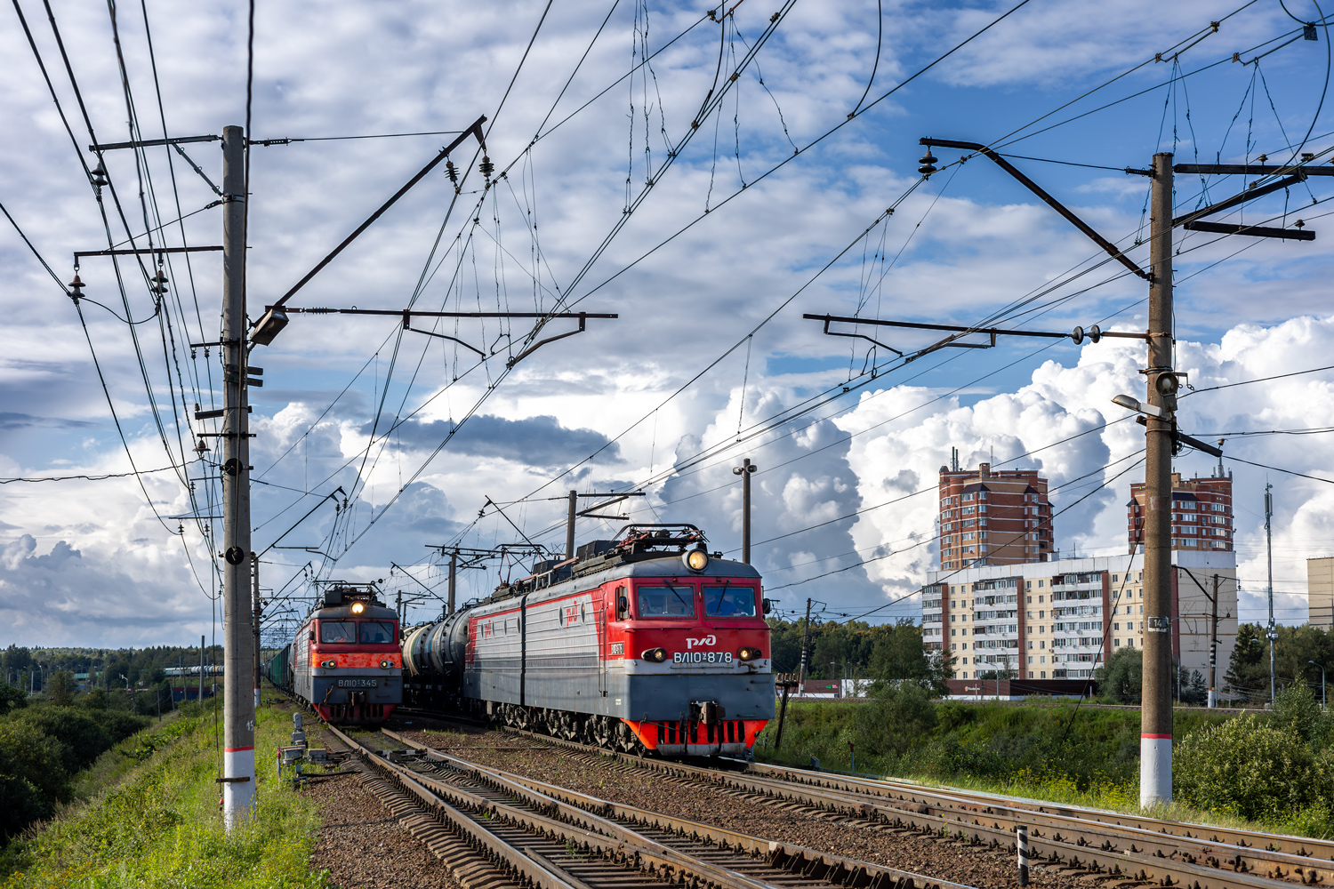 ВЛ10У-878