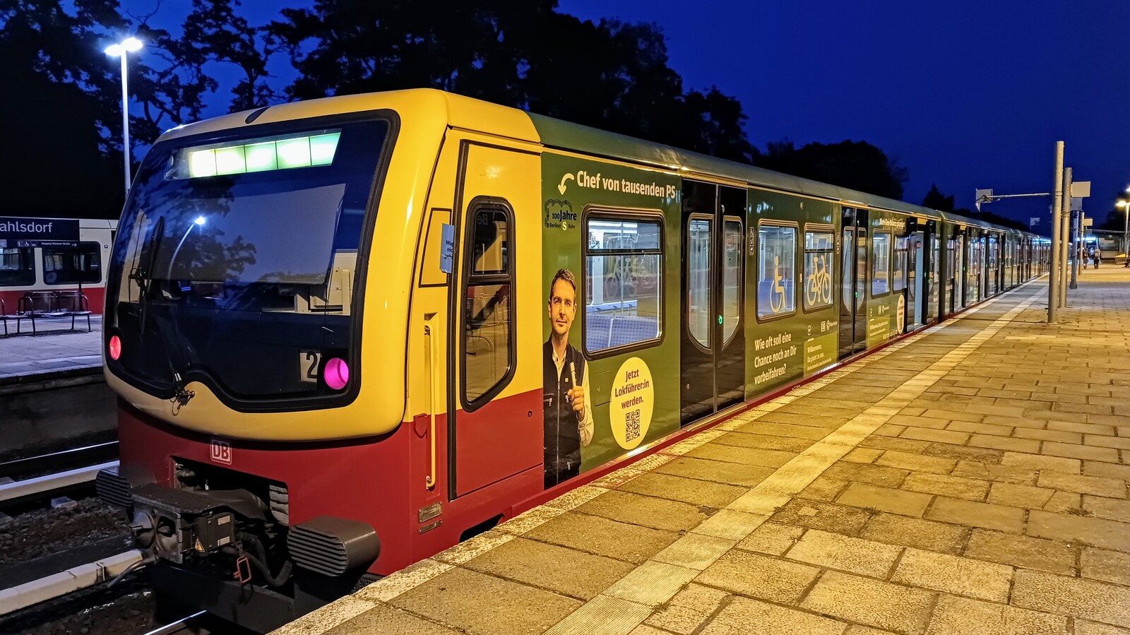 481 424