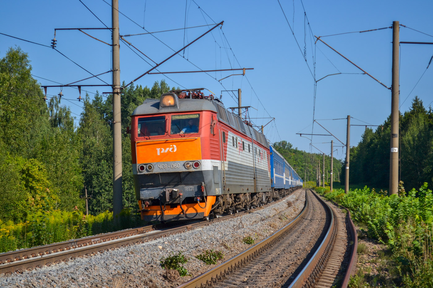 ЧС8-060
