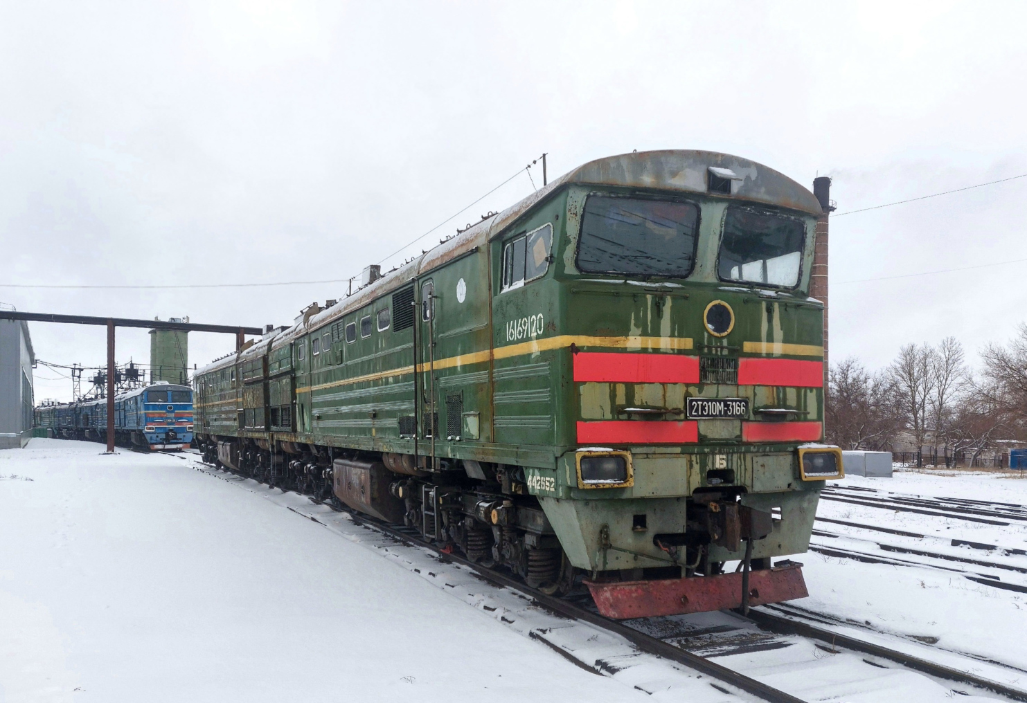 2ТЭ10М-3166