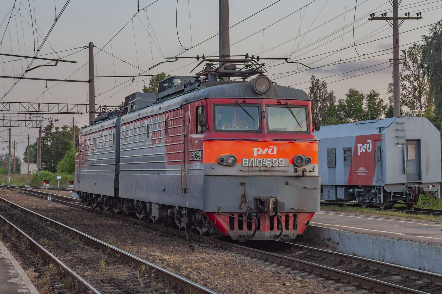 ВЛ10У-699