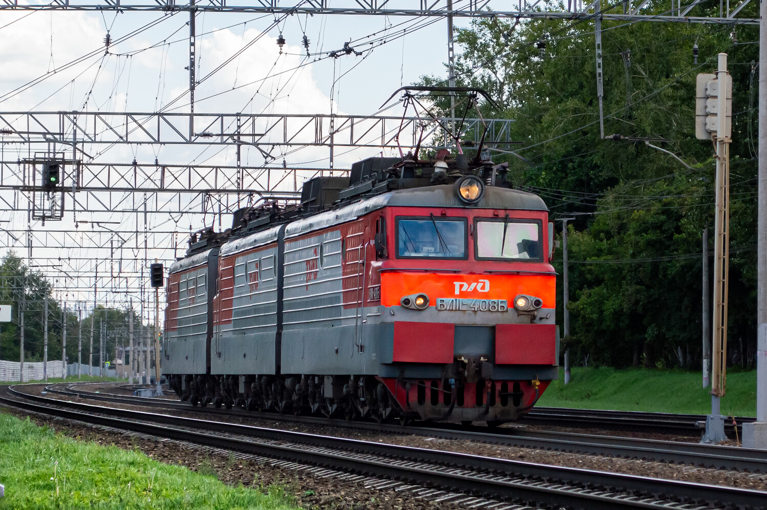 ВЛ11-408