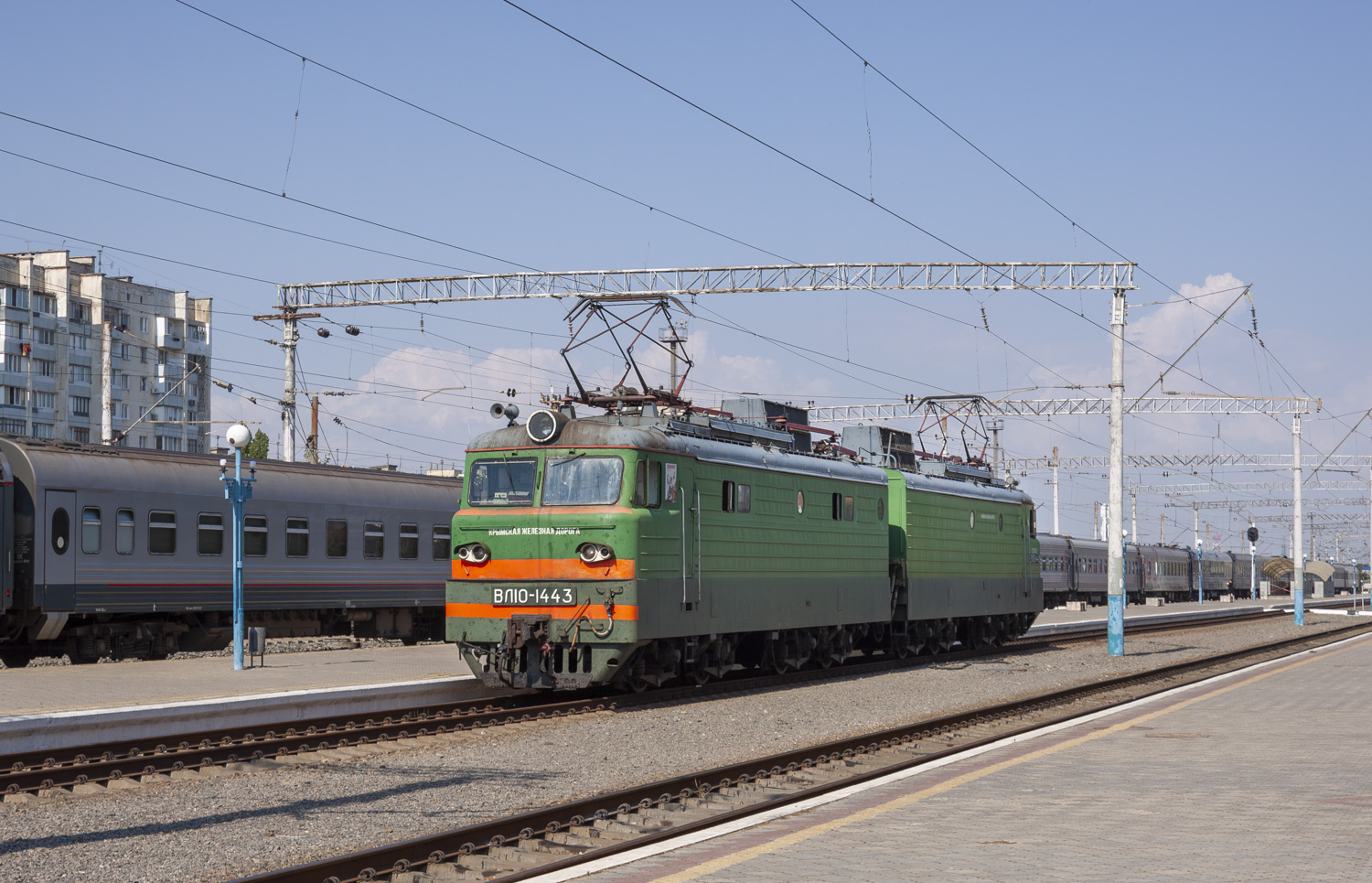 ВЛ10-1443