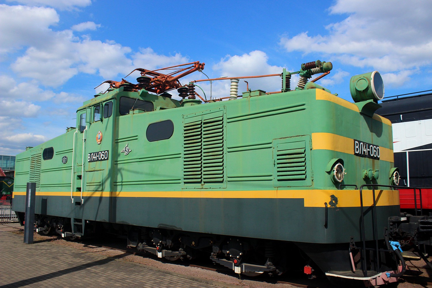 ВЛ41-060
