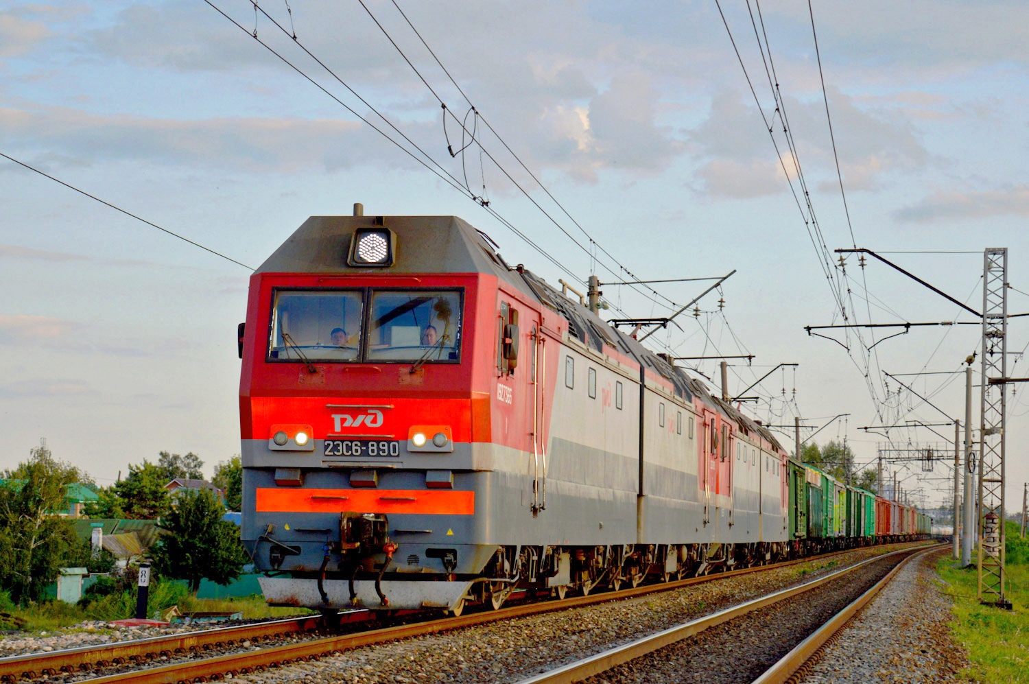 2ЭС6-890