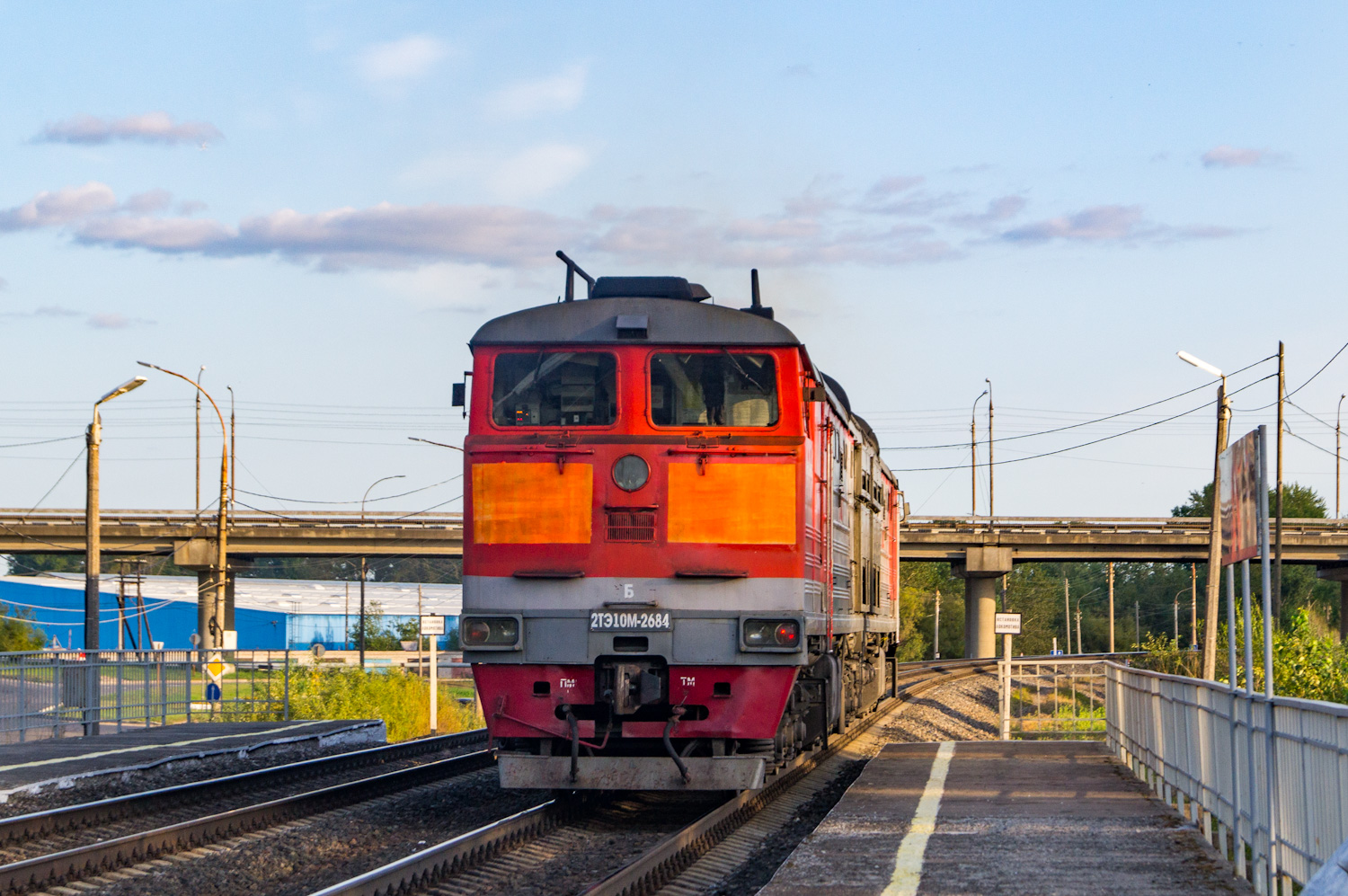 2ТЭ10М-2684