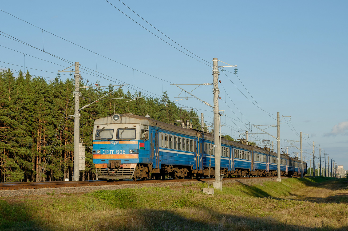 ЭР9Т-686
