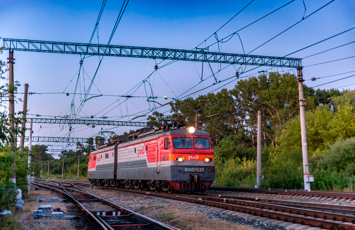 ВЛ10У-030