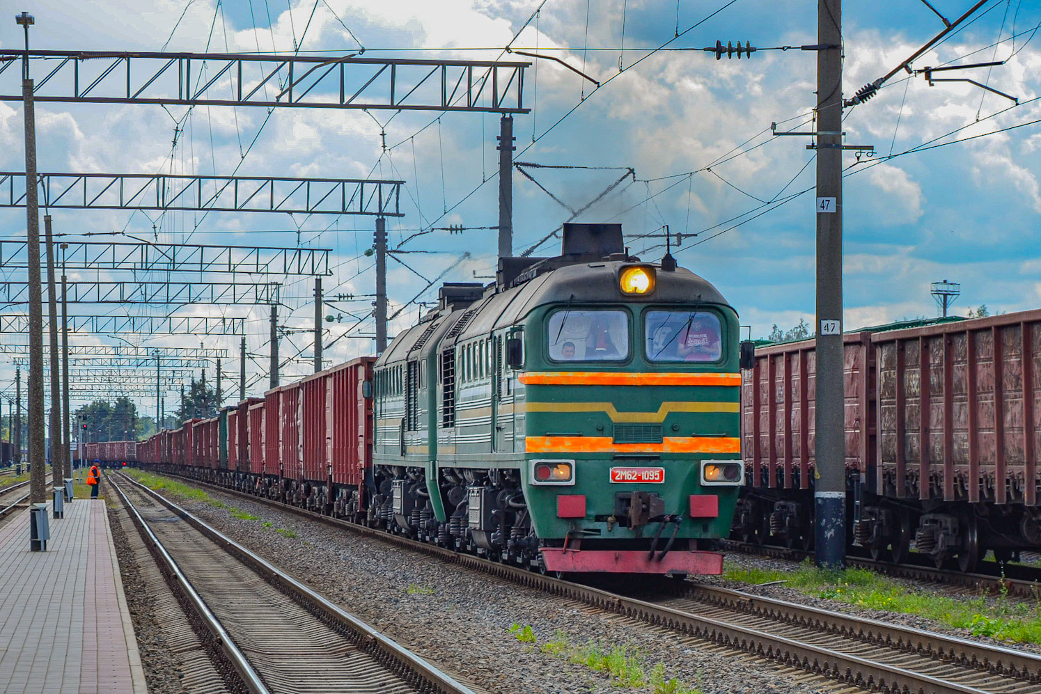 2М62-1095