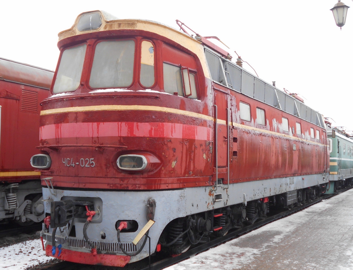 ЧС4-025