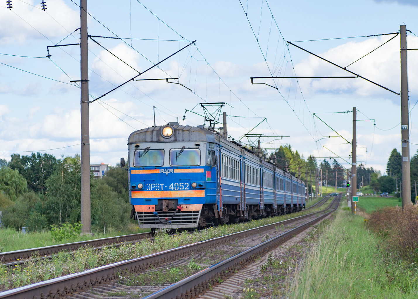 ЭР9Т-4052