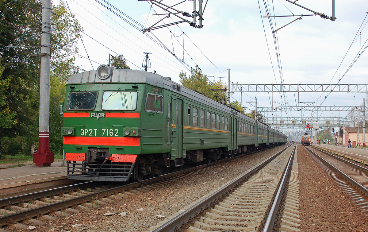 ЭР2Т-7162