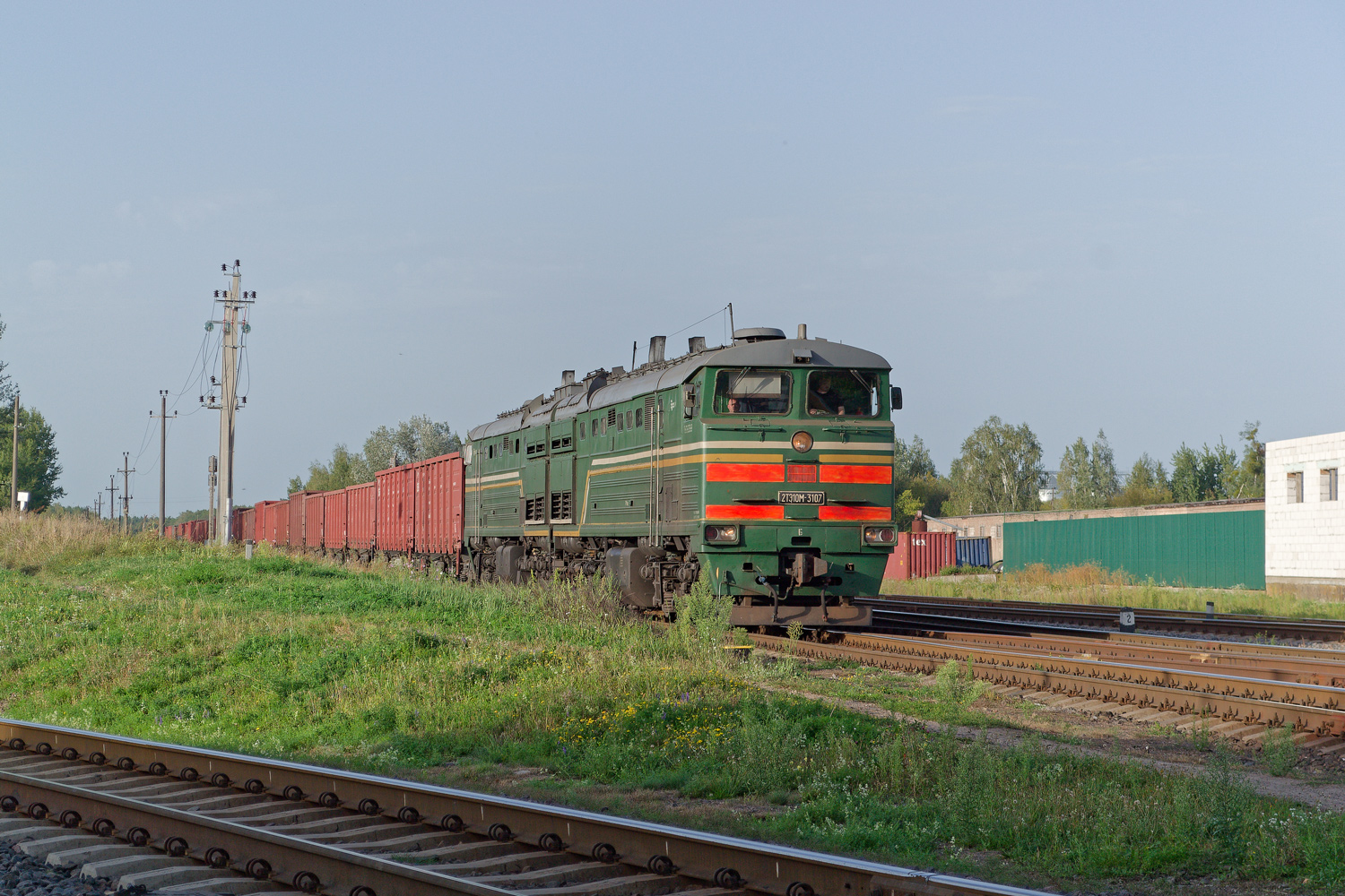 2ТЭ10М-3107