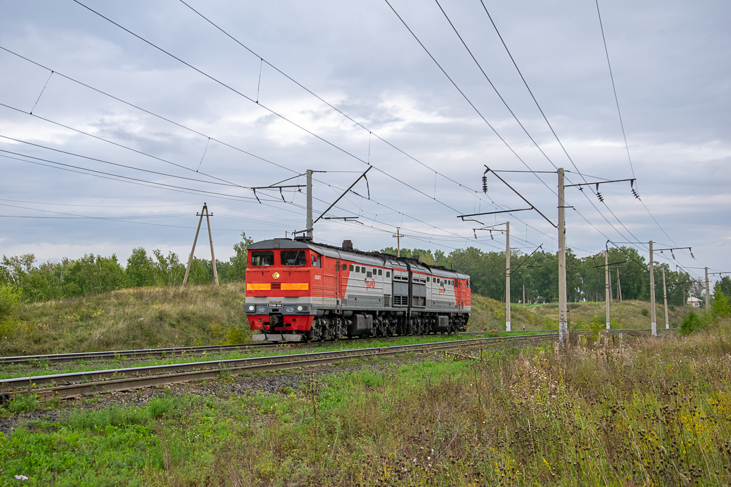 2ТЭ10М-3044