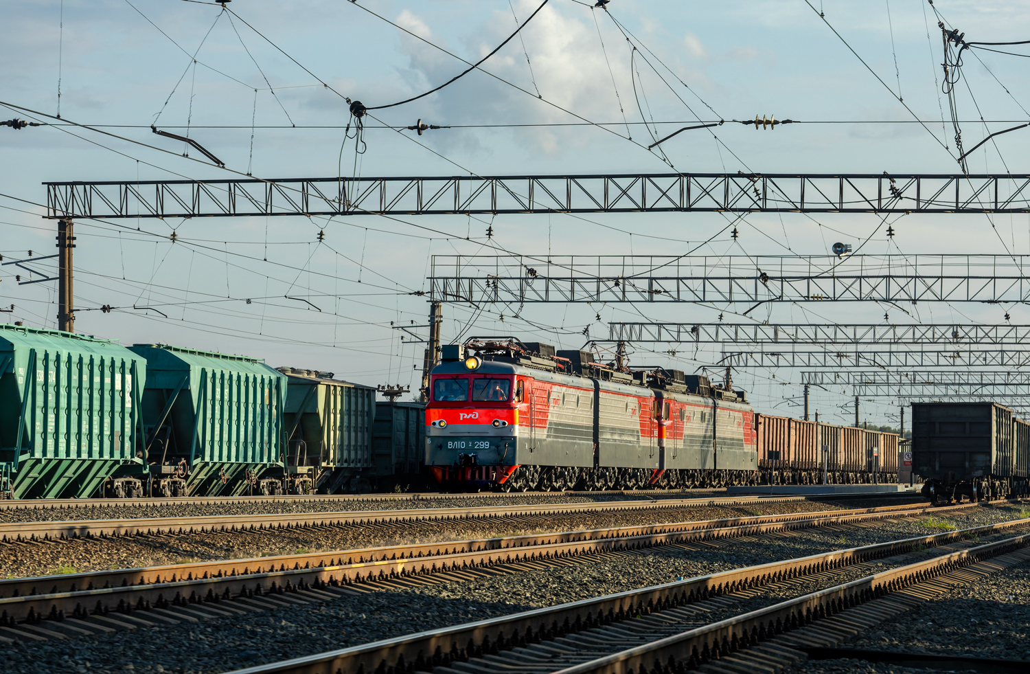 ВЛ10У-299