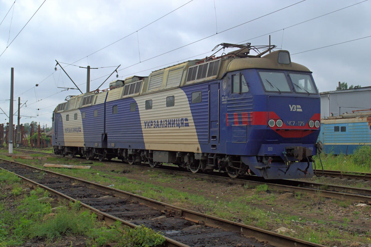 ЧС7-179