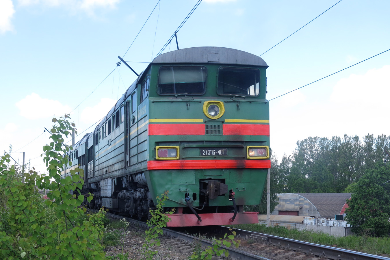 2ТЭ116-401