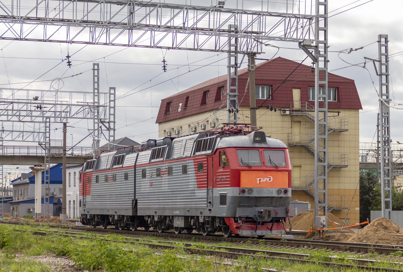 ЧС7-236