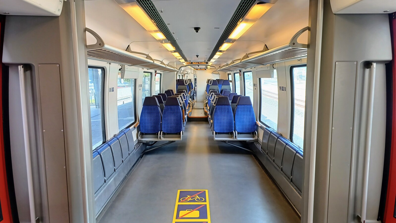 442 291; DB Regio &mdash; Пассажирские салоны
