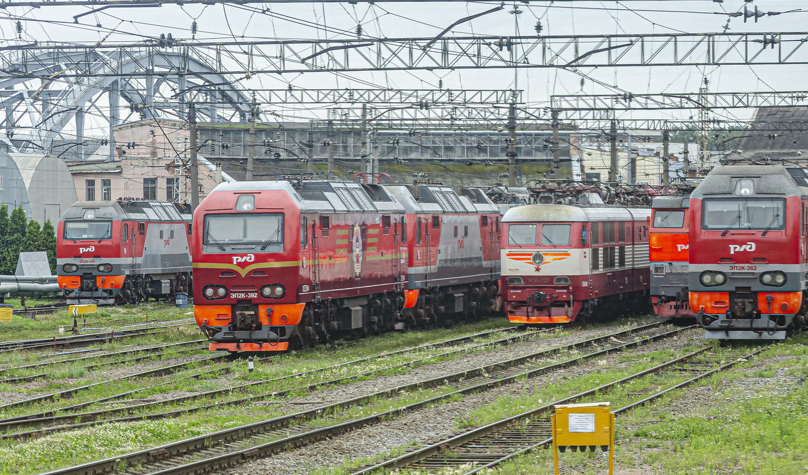 ЭП2К-392; ЧС6-025