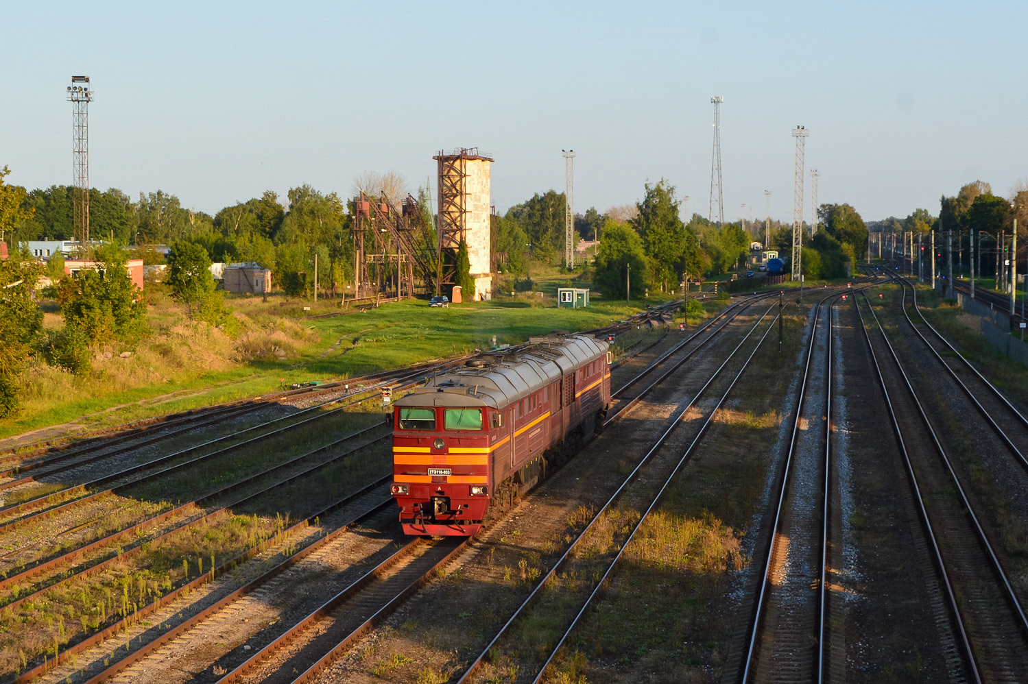 2ТЭ116-933