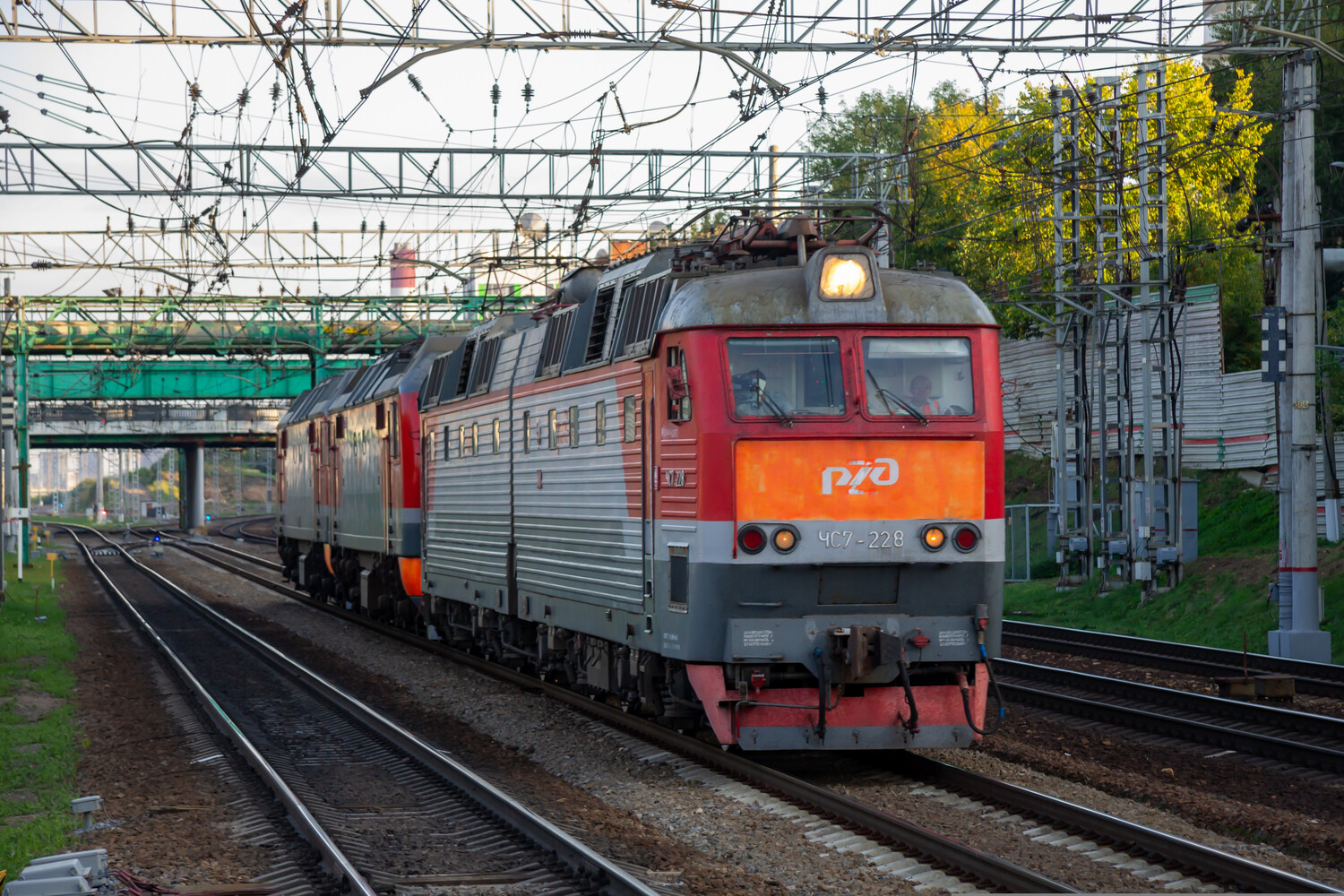 ЧС7-228