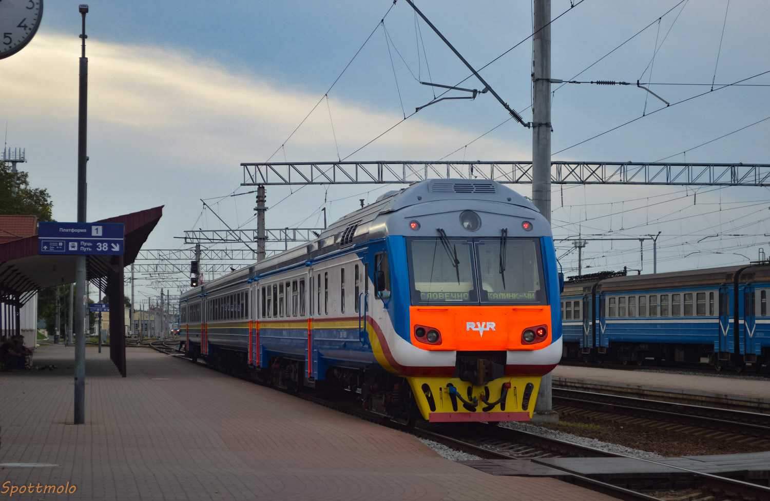 ДР1Б-512