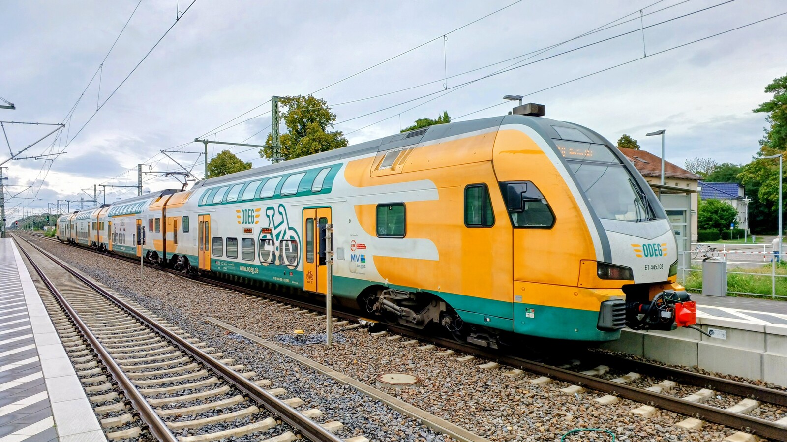 ET 445.108