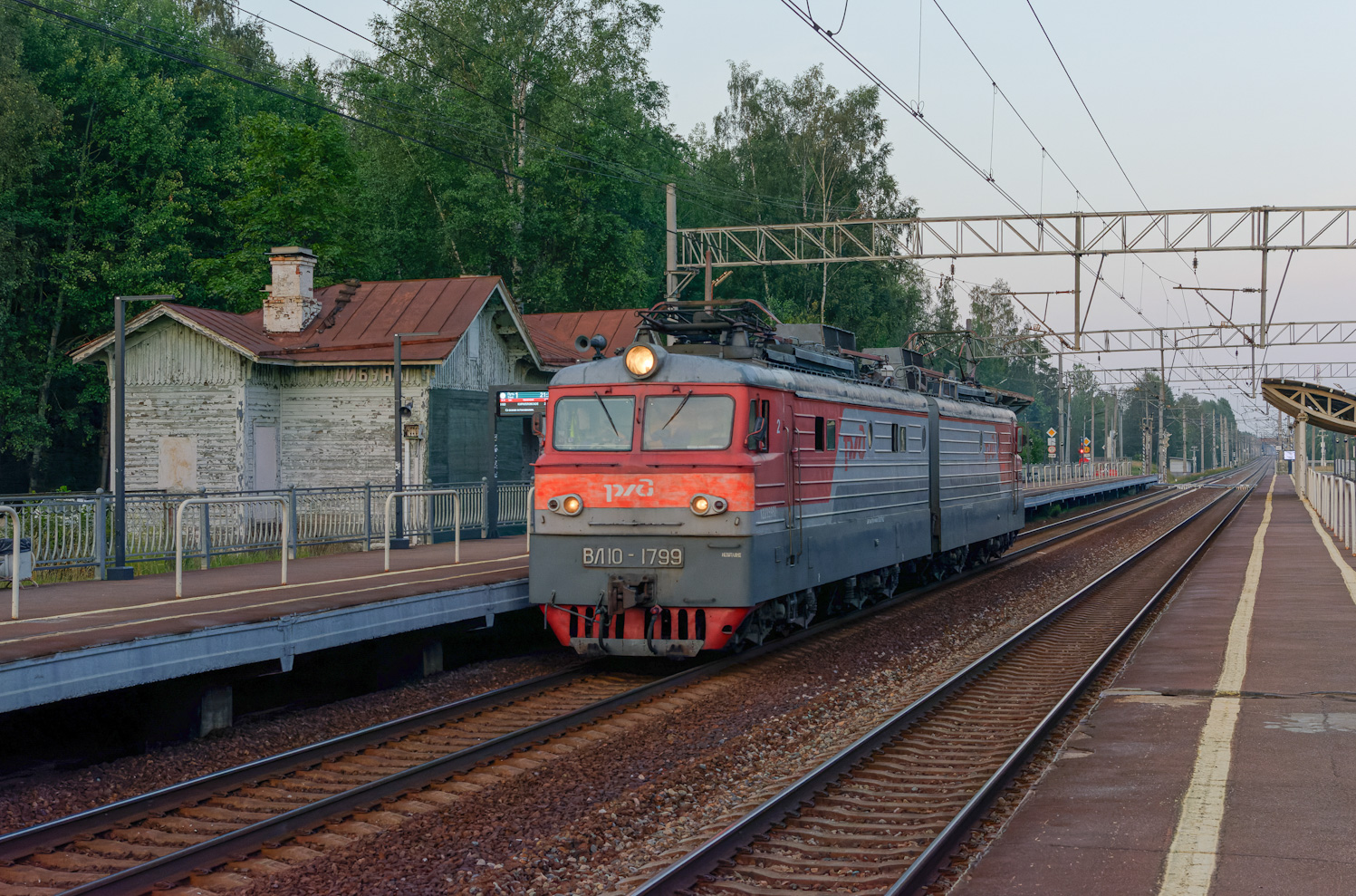ВЛ10-1799