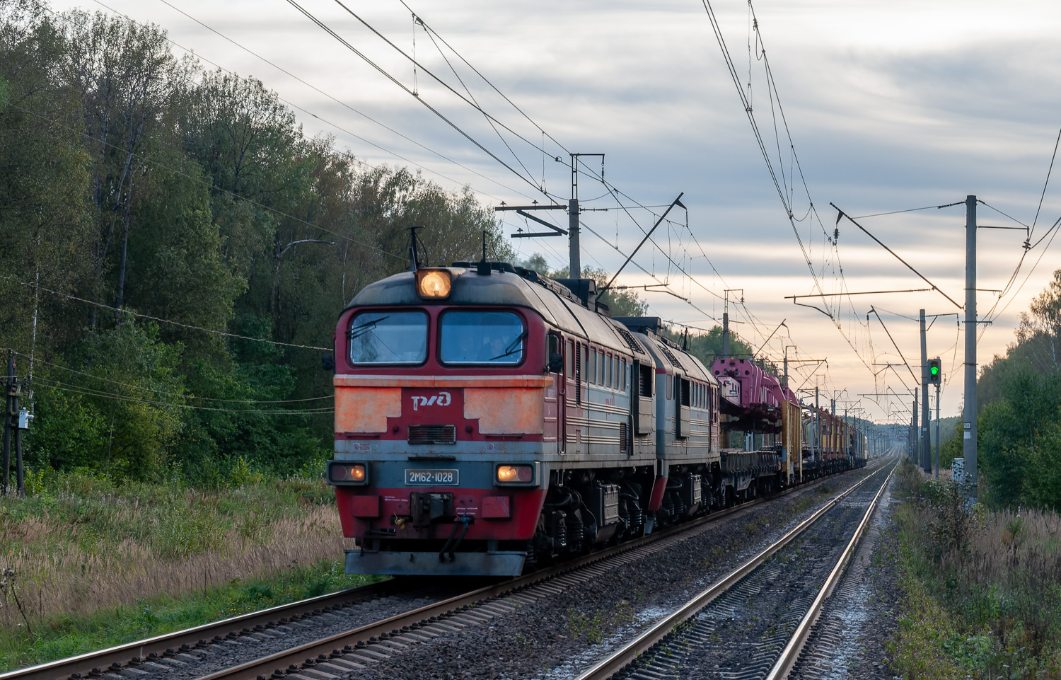 2М62-1028