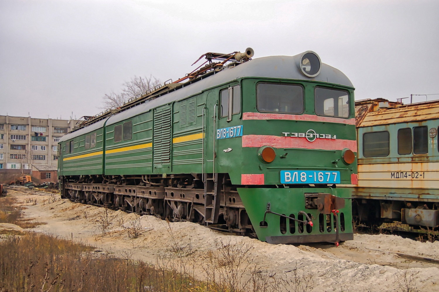 ВЛ8-1677