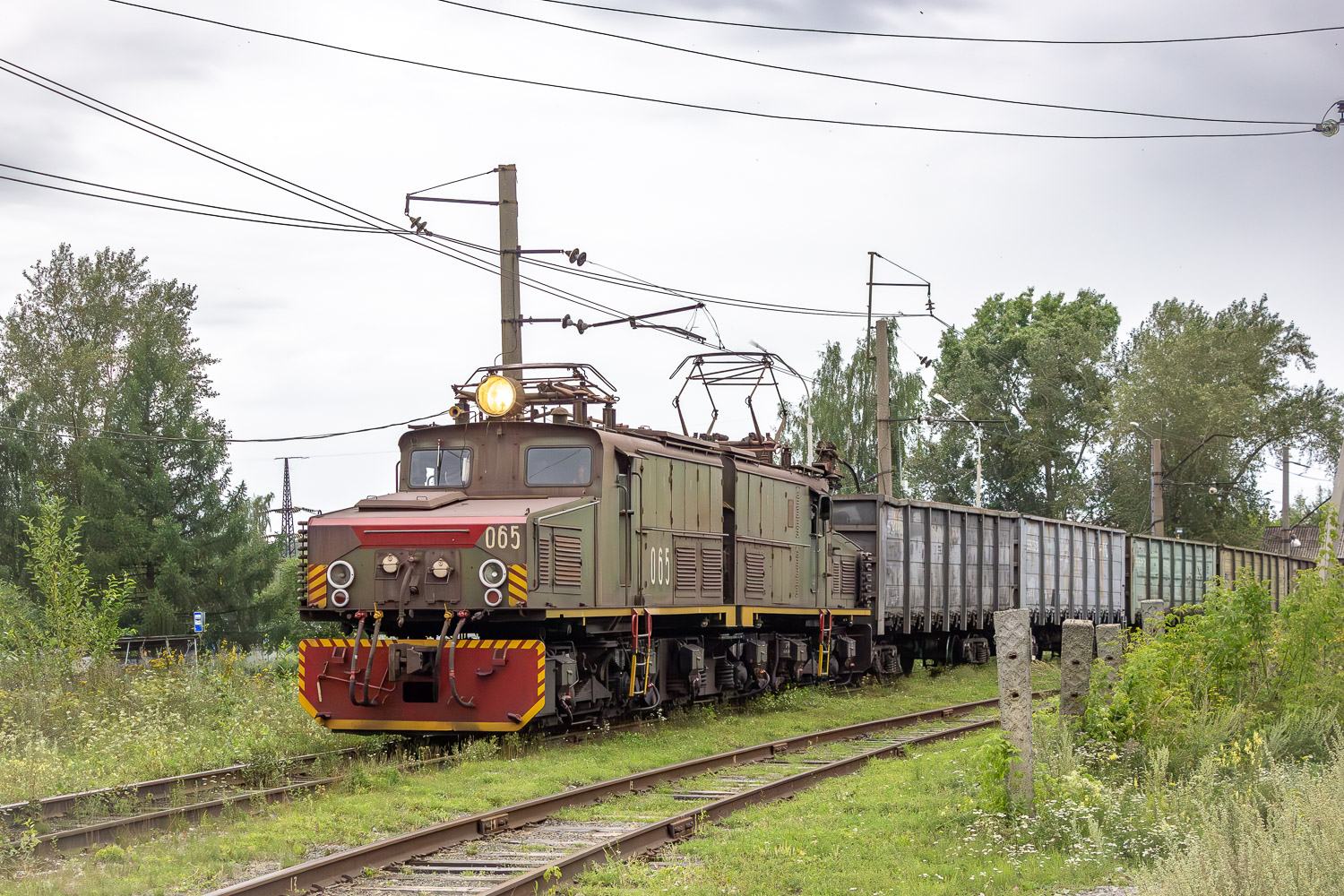 EL21-065