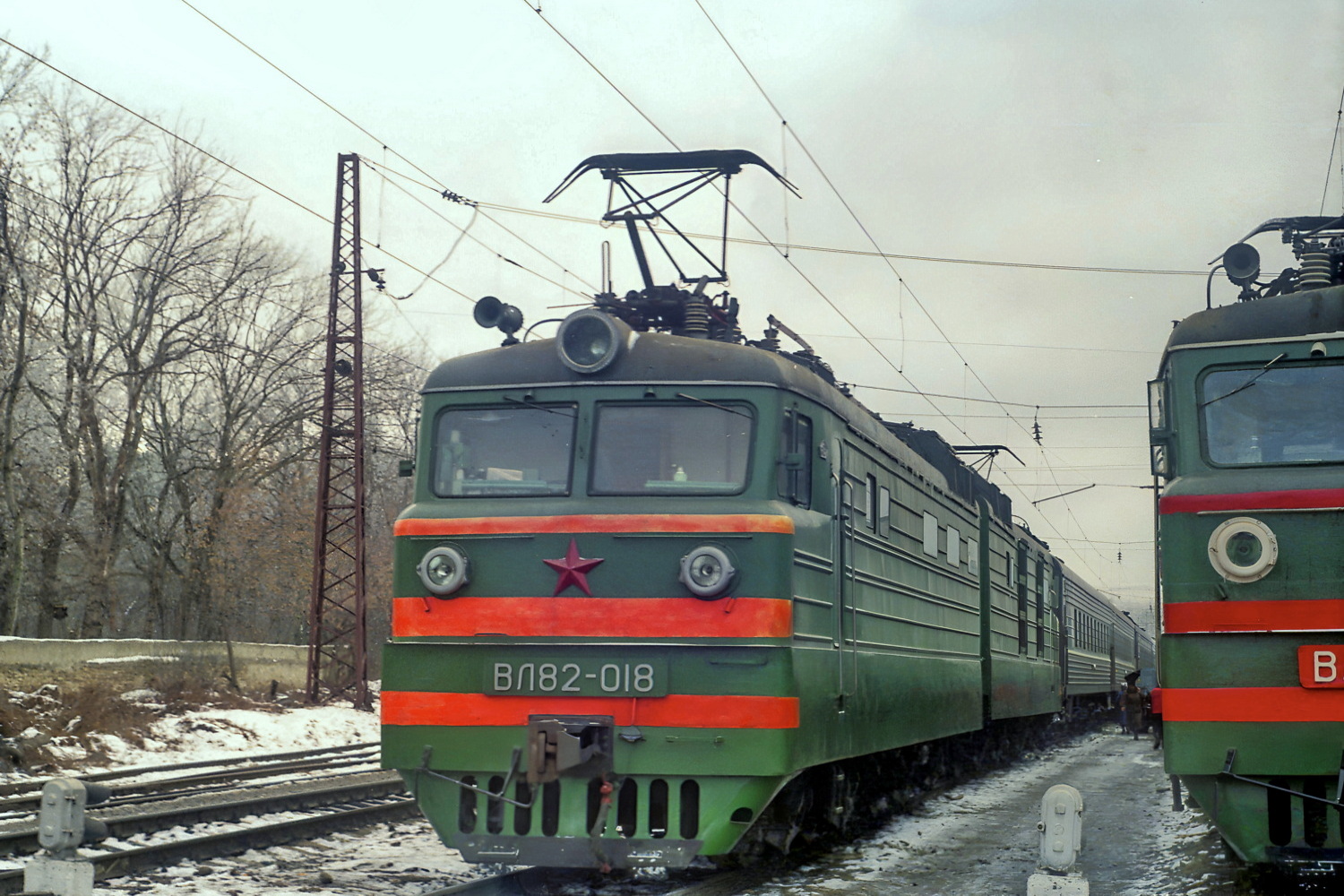 ВЛ82-018