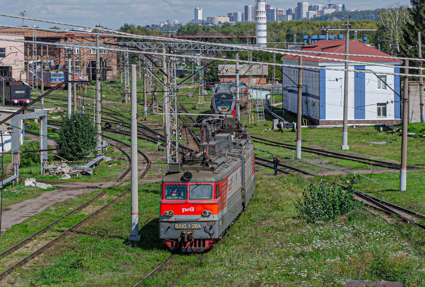ВЛ10У-264