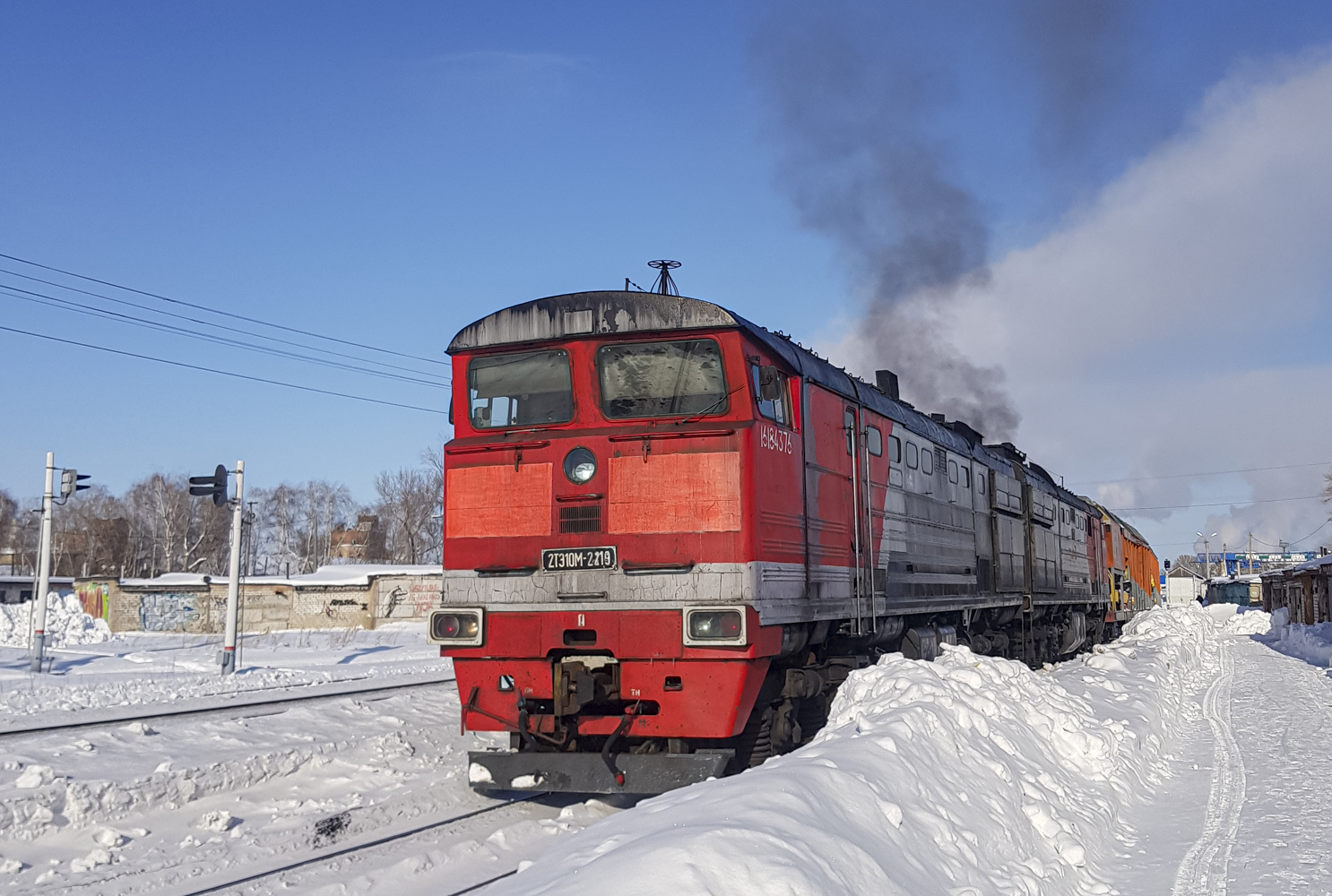 2ТЭ10М-2219